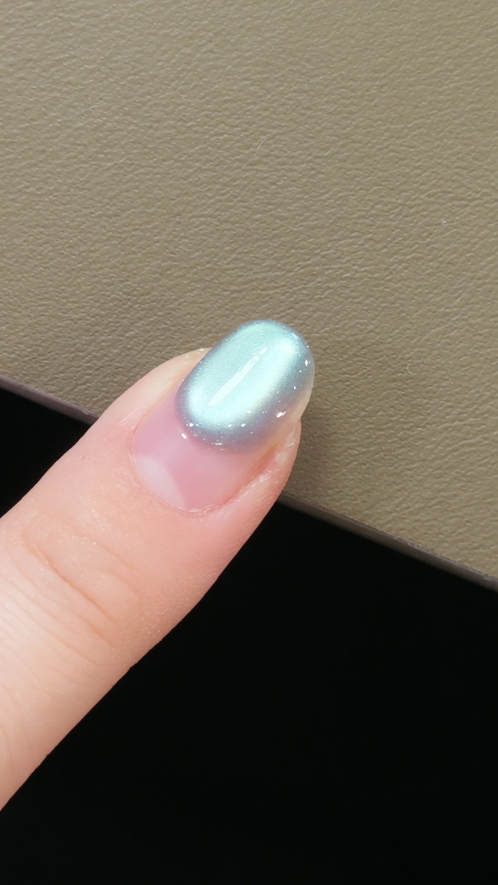 Green Glass Cat Eye Gel Nails — Professional Magnetic Art Tutorial