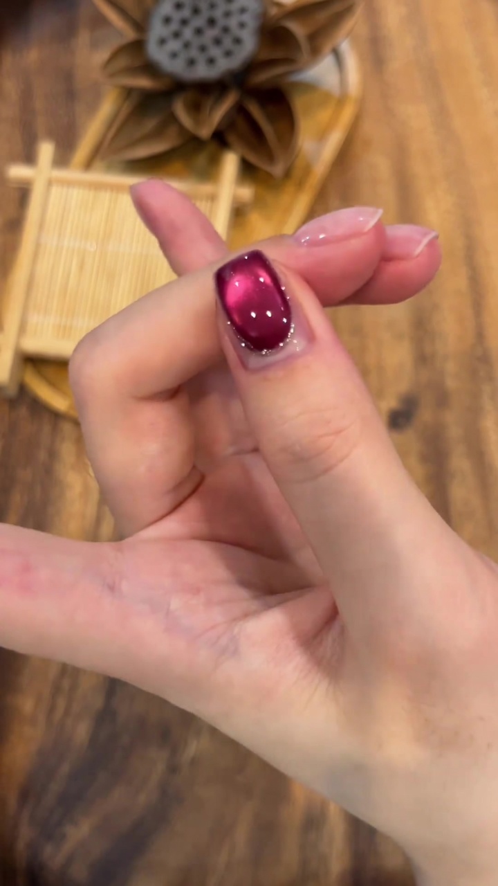 Rose Red Gemstone Magnetic Cat-Eye Nails — Step-by-Step Tutorial