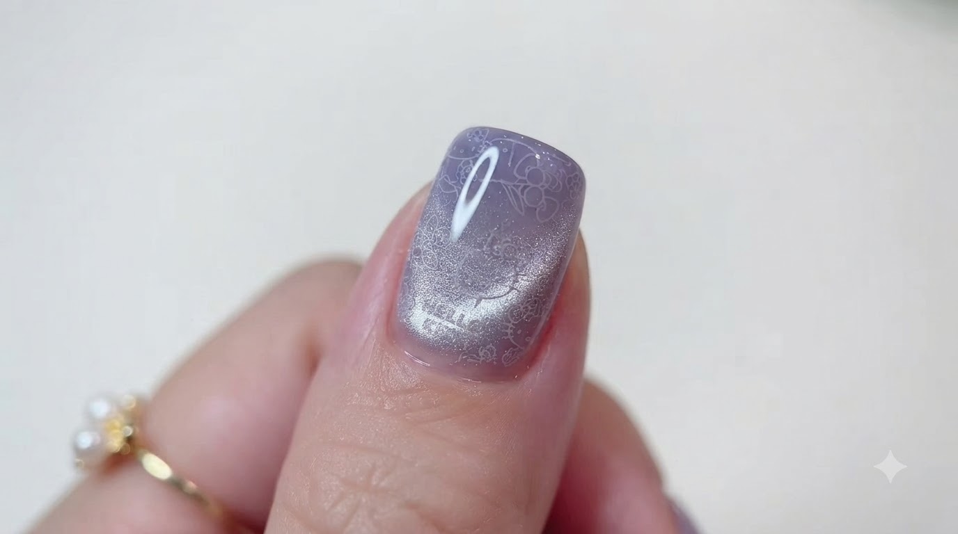 Summer Purple Ombre and Hello Kitty Cat Eye Nail Art Tutorial